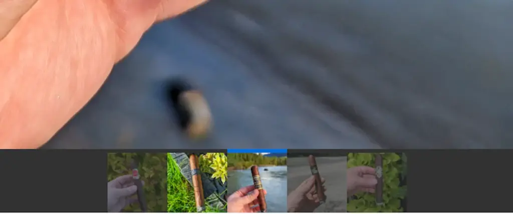 Tobacora photo page showing thumbnails of other images from the same album.